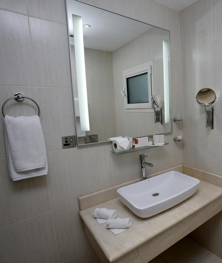 Rawda Hotel Доха Екстериор снимка