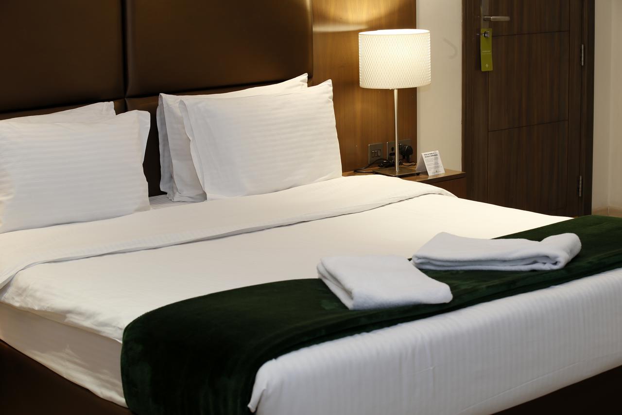 Rawda Hotel Доха Екстериор снимка